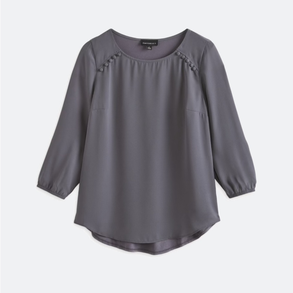 2/$30 🌸 Fortune & Ivy Stitch Fix Gray blouse with 3/4 sleeves and pleated detail